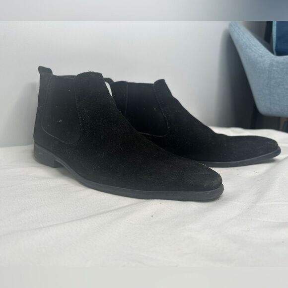 Base London - Suede Chelsea Boot - Men’s​ - Picture 1 of 3